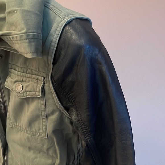 Abercrombie kids army green jacket - Picture 5 of 8